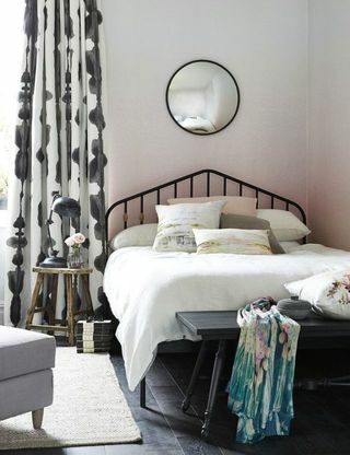 beautiful-camere-pink-ombre