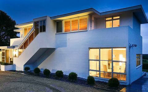 la casa modernista del 1934 del doppio vincitore dell'Oscar in vendita nell'Oxfordshire