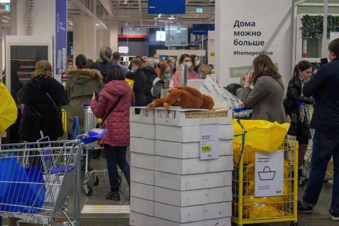 ikea chiude i negozi in russia a causa dell'invasione dell'ucraina