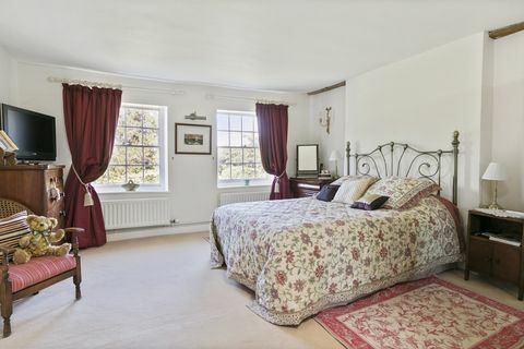 Picketts Farmhouse - Picketts Lane - Salfords - Redhill - RH1 5RG - camera da letto - Savills