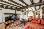 Caratteristico Cottage Di Paglia Con Piscina, Proprietà In Vendita In Hampshire