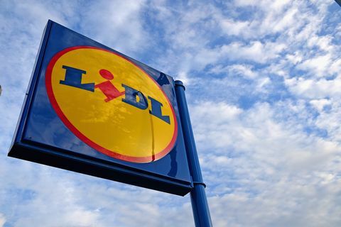 I discount Aldi e Lidl aumentano la loro popolarità