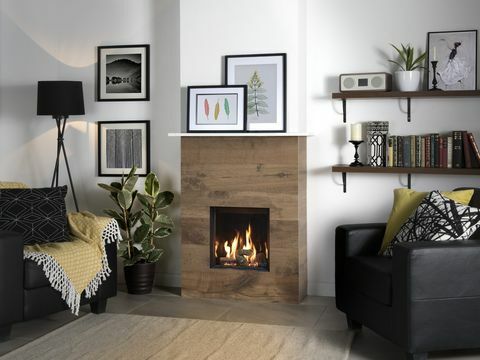 Gazco Riva2 400 Edge Gas Fire con rivestimento in vetro nero