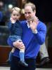 La principessa Charlotte indossa le mani a mano del fratello maggiore Prince George