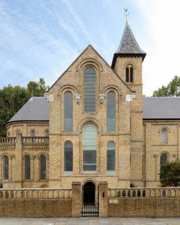 Conversione della chiesa in vendita a Fulham