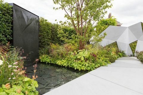 Il Jeremy Vine Texture Garden. Progettato da: Matt Keightley. RHS Chelsea Flower Show 2017