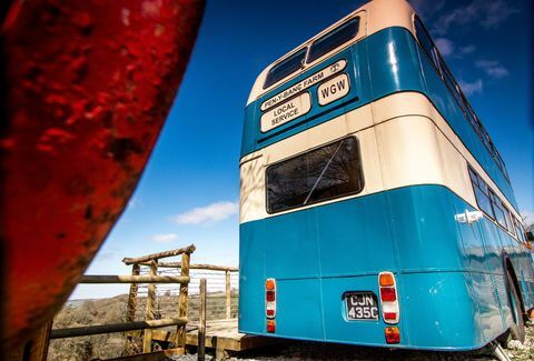 Soggiorna in un autobus d'epoca Double Decker convertito nella campagna gallese