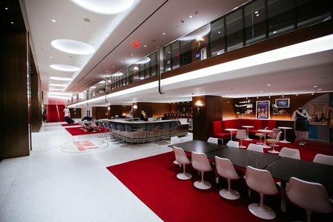 twa hotel apre nell'iconico edificio del centro di volo twa dell'aeroporto di jfk