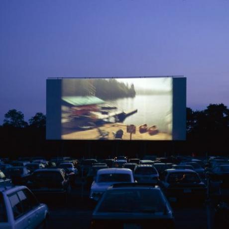 Film drive-in per la festa dei lavoratori