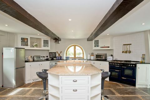 Patcham Mill - Brighton - cucina - Hamptons International