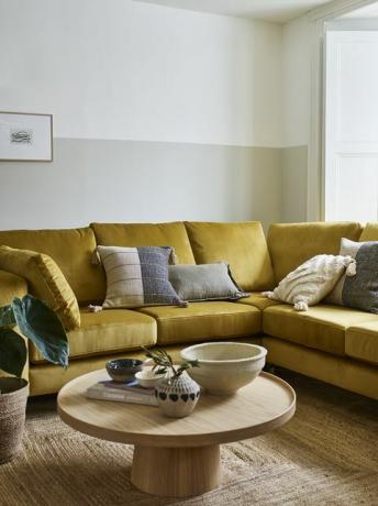 darcy divano ad angolo giallo senape, bella collezione house su dfs