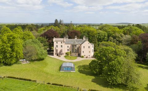 castello rosa in vendita in aberdeenshire