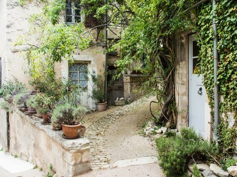 Camere nel villaggio, Lacoste, Provenza, Francia