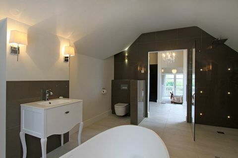 Reve House - trova la competizione con la palla - Lettura - ensuite