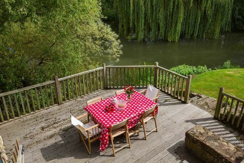 The Old Watermill - Odell - Olly - onthemarket.com - decking