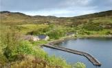 C'è un'intera isola in vendita nelle Highlands scozzesi, ed è il luogo più affascinante della Terra