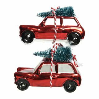 Auto con decorazione per albero di Natale 