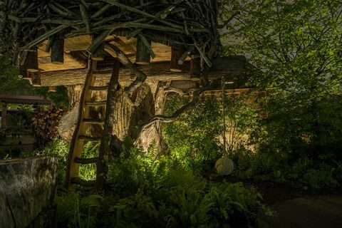 Chelsea Flower Show - Il ritorno al giardino naturale di Kate Middleton la sera, illuminazione Philips
