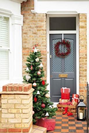 Dulux Weathershield door door Idea di decorazione natalizia - esterno di casa - porta grigia