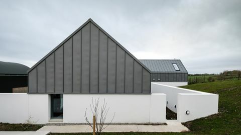 House Lessans, una casa squisitamente semplice nella contea di Down progettata da McGonigle McGrath, è stata nominata RIBA House of the Year 2019