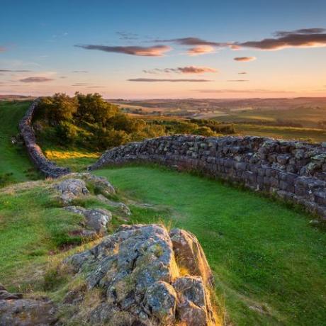 14 dei più grandi monumenti del Regno Unito che puoi visitare da casa