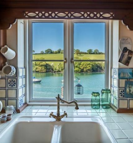Otter Cottage - Falmouth - Cornwall - finestra - Savills