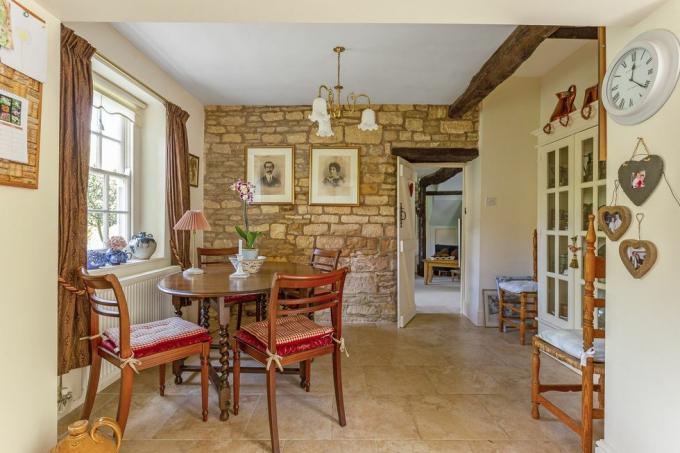 cottage cotswold in vendita