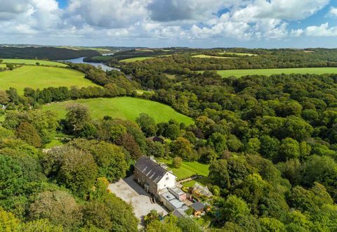 The Old Rectory - Helston - Cornwall - motivi - OnTheMarket.com