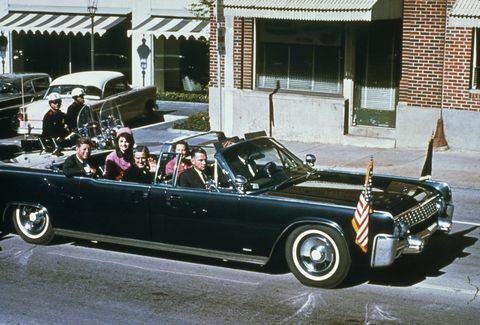 JFK e Jackie Kennedy nel corteo di Dallas