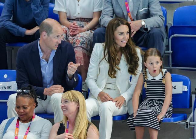 birmingham, duca di cambridge, inghilterra agosto 02 il principe william, la duchessa di cambridge partecipa il sandwell aquatics center durante i giochi del Commonwealth del 2022 il 2 agosto 2022 a birmingham, in inghilterra, foto di chris jacksongetty images