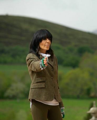 bbc i traditori, claudia winkleman