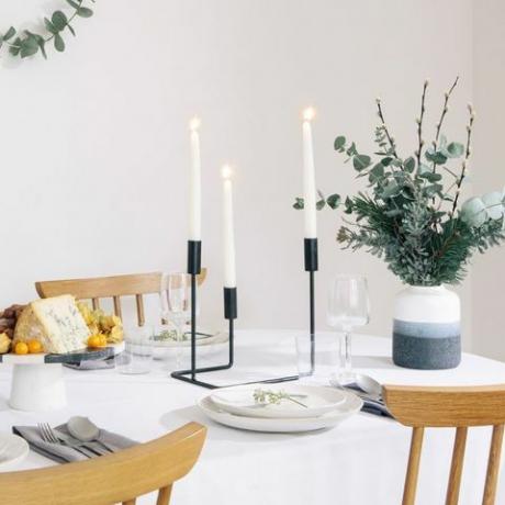 decorazioni natalizie minimali in stile scandinavo