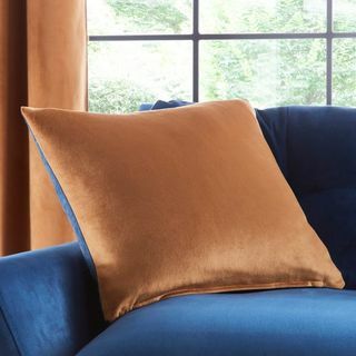 Cuscino reversibile in velluto blu navy e Butterscotch