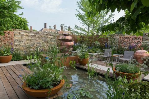 The Silent Pool Gin Garden progettato da David Neale - Space to Grow - Chelsea Flower Show 2018