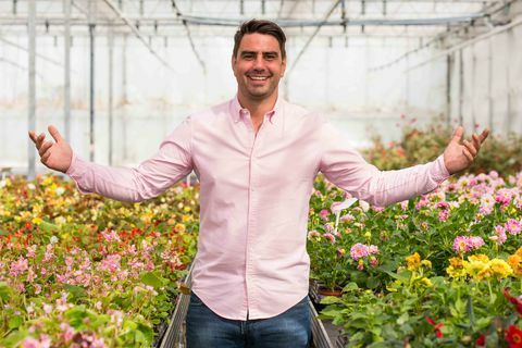 Chris Bavin, presentatore della BBC Two's Britain in Bloom