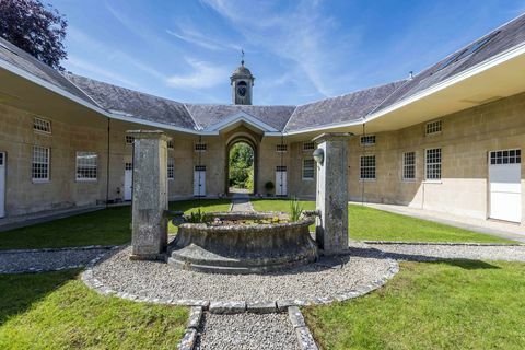 The Old Stables - Langton Long - cortile