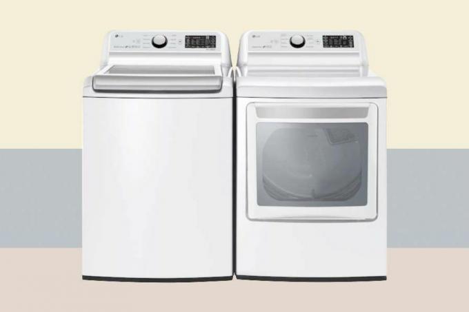 lavatrice e asciugatrice in bianco fianco a fianco