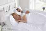 Mezzo e mezzo materasso di Tweak per le offerte di coppia Il miglior riposo notturno confortevole
