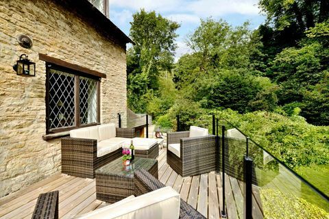 The Old Watermill - Odell - Olly - onthemarket.com - terrazza