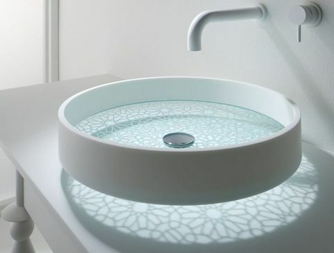 Lavabo a motivi caleidoscopio di Omvivo West One Bathrooms